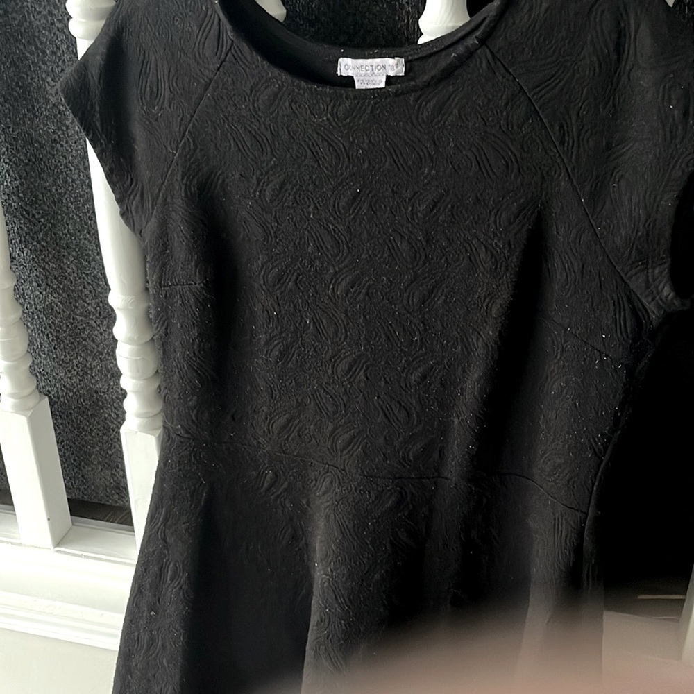 I’m selling this dress because I barley wear it ,used it only two
